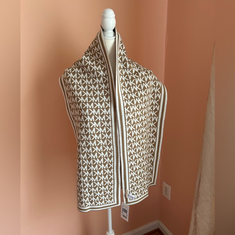 Michael Kors Bordered MK-Logo Muffler Scarf